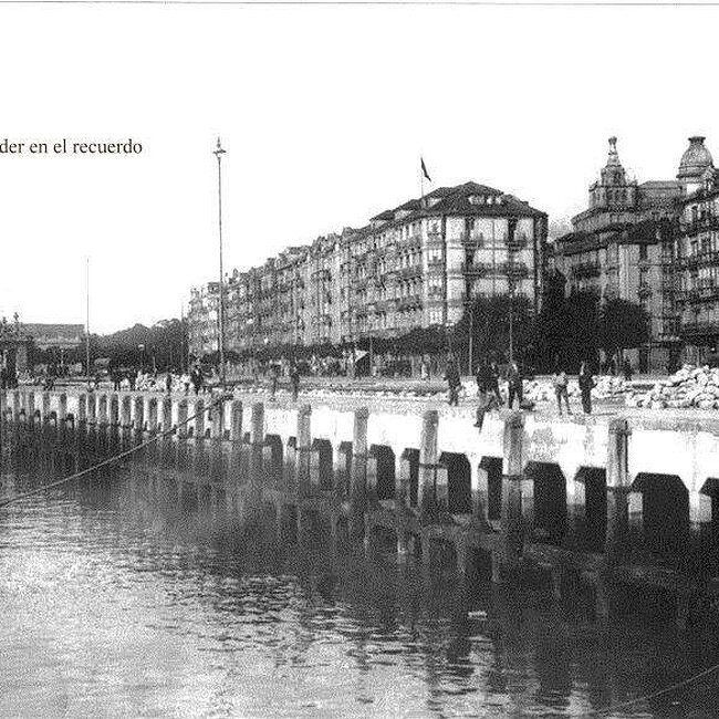 Foto antigua del Muelle de Maura (9).jpg