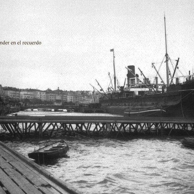 Foto antigua del Muelle de Maura (12).jpg