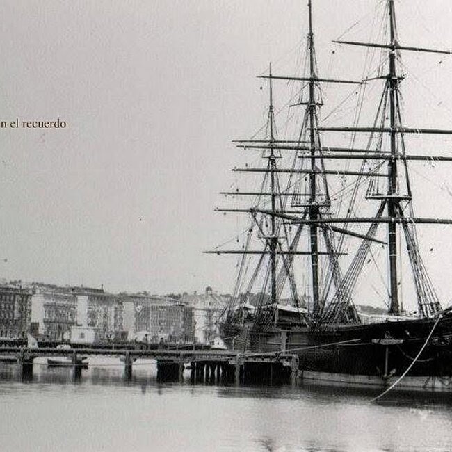 Foto antigua del Muelle de Maura (24).jpg