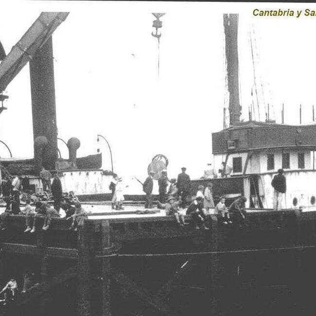 Foto antigua del Muelle de Maura (35).jpg