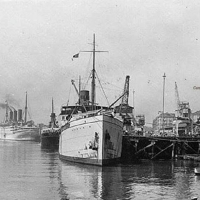 Foto antigua del Muelle de Maura (56).jpg