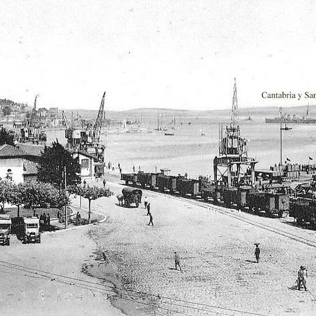 Foto antigua del Muelle de Maura (61).jpg