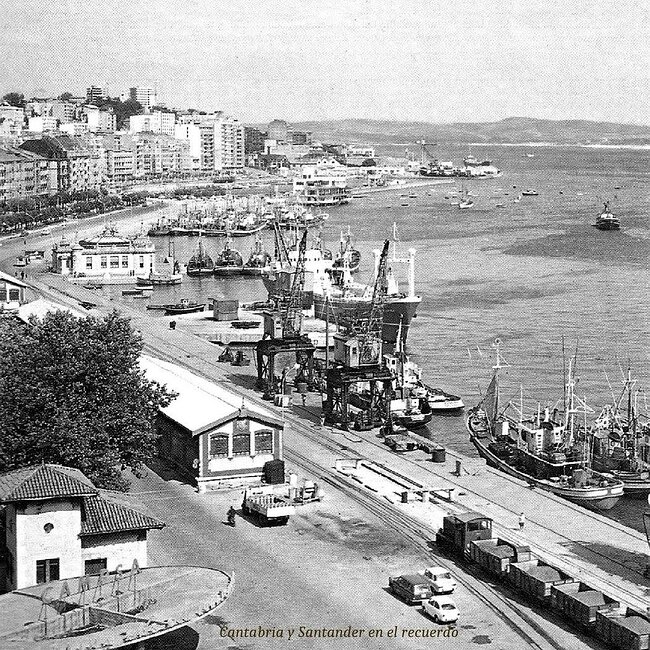 Foto antigua del Muelle de Maura (62).jpg