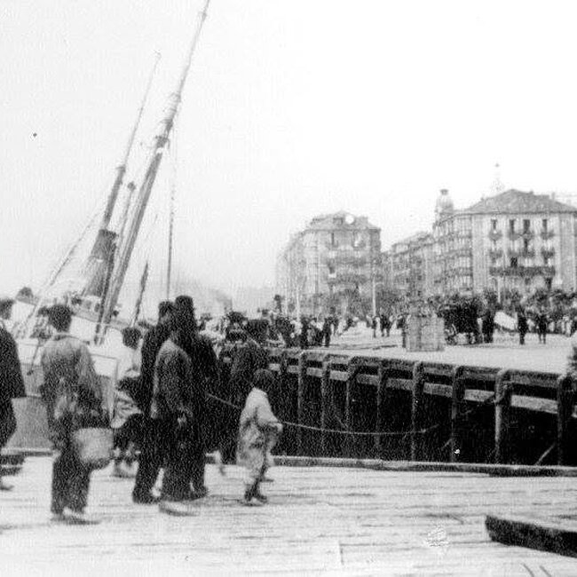 Foto antigua del Muelle de Maura (66).jpg