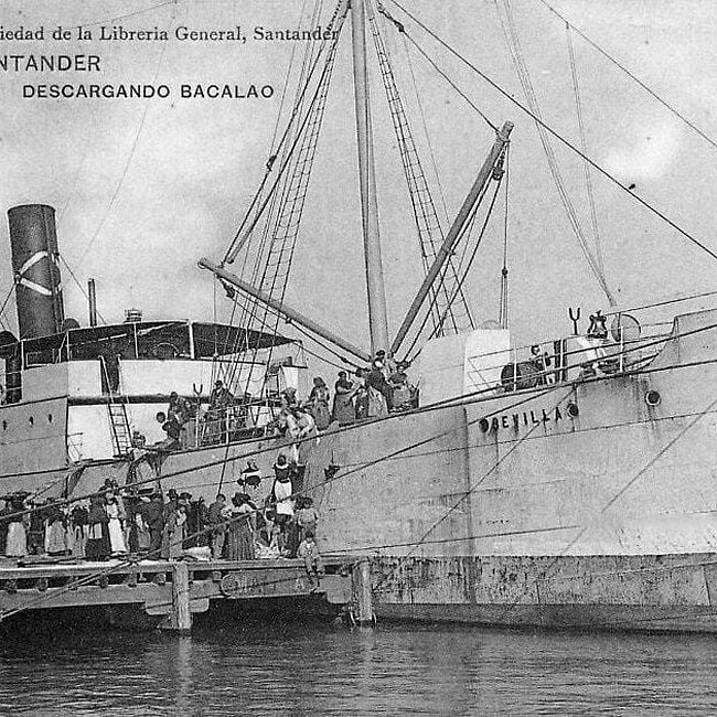 Foto antigua de estibadores de Santander (2).jpg