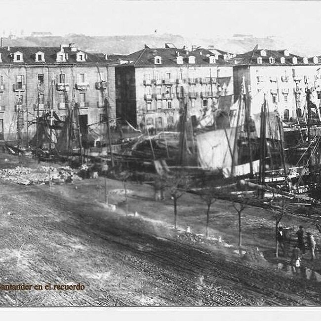 Foto antigua de la Dársena Ribera (27).jpg