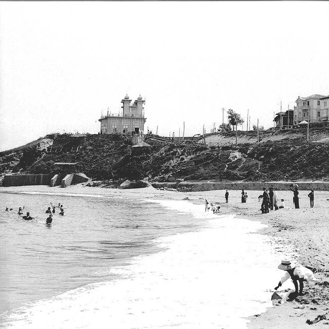 Foto antigua de la Playa de la Concha (15).jpg