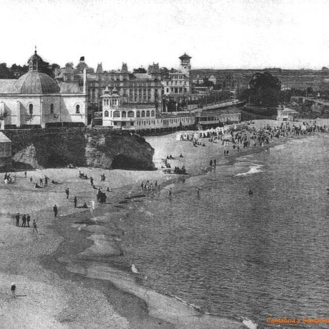 Foto antigua de la Playa de la Concha (21).jpg