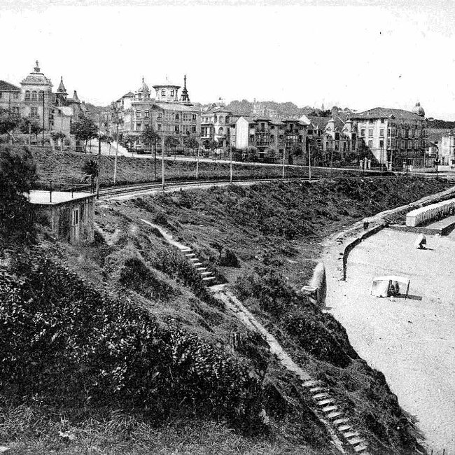 Foto antigua de la Playa de la Concha (22).jpg