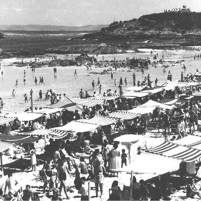 Foto antigua de la primera playa del Sardinero (12).jpg