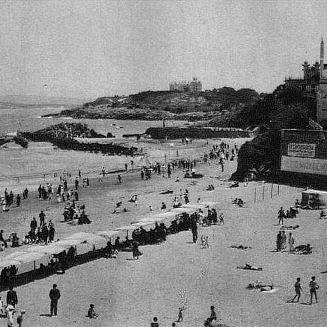 Foto antigua de la primera playa del Sardinero (31).jpg