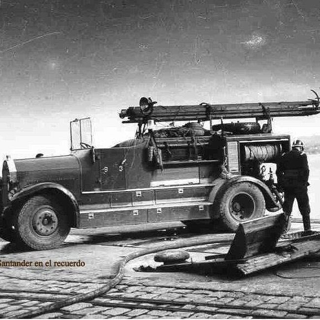 Foto antigua de los bomberos voluntarios (13).jpg