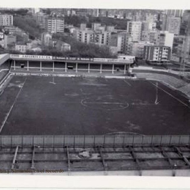 Foto antigua del campo del Racing (24).jpg