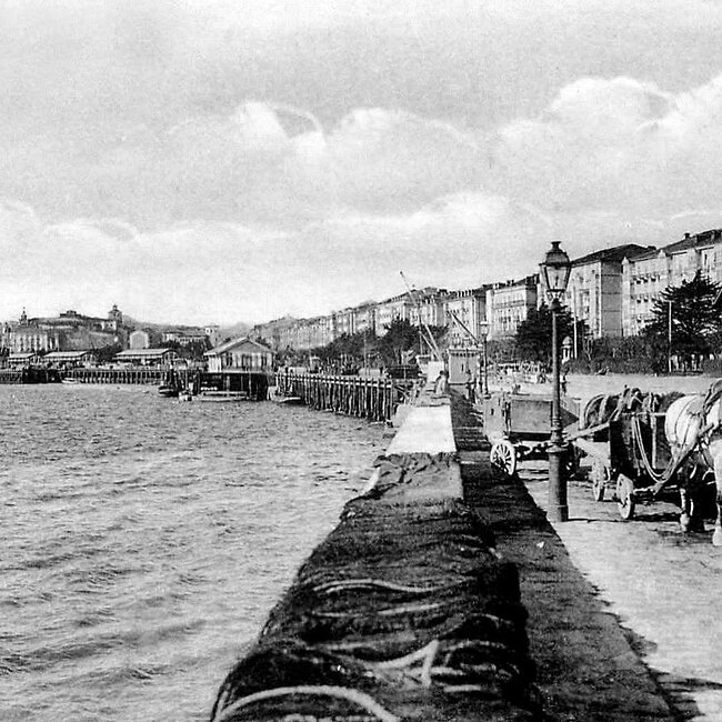 Foto antigua del Muelle de Calderón (4).jpg