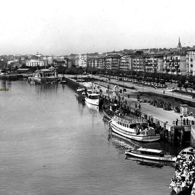 Foto antigua del Muelle de Calderón (9).jpg