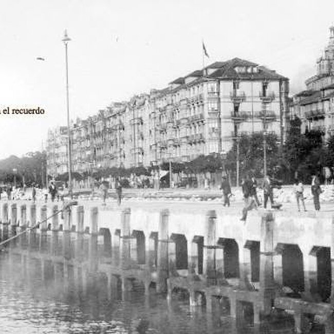 Foto antigua del Muelle de Calderón (46).jpg