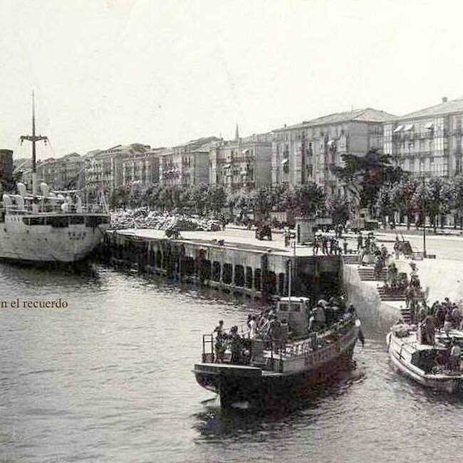 Foto antigua del Muelle de Calderón (55).jpg