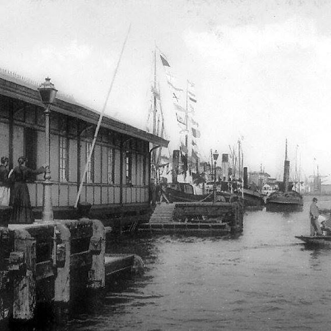 Foto antigua del Muelle de Calderón (65).jpg