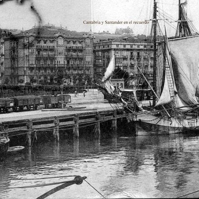 Foto antigua del Muelle de Calderón (74).jpg