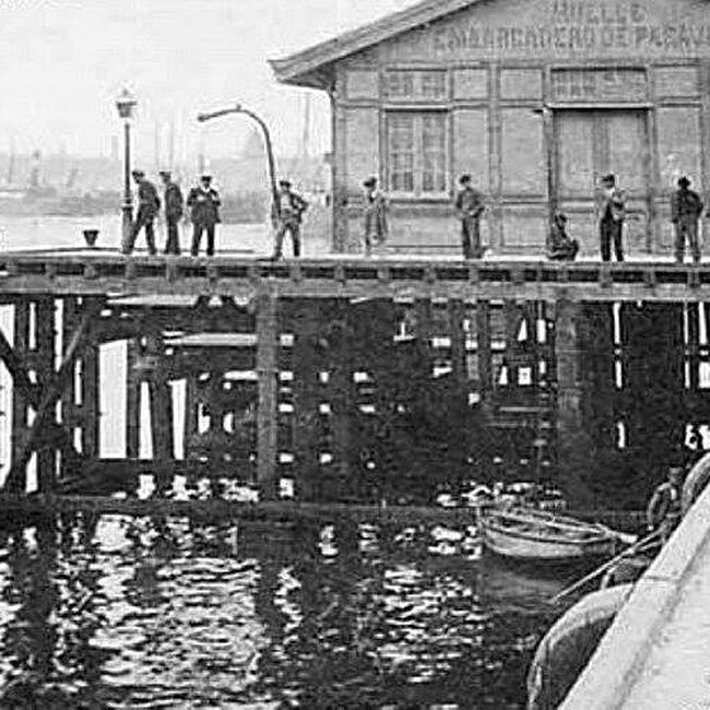 Foto antigua del Muelle de Calderón (76).jpg