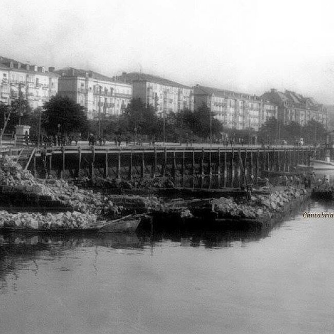 Foto antigua del Muelle de Calderón (78).jpg