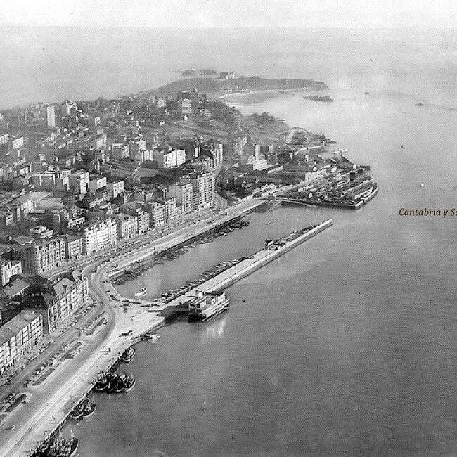 Foto antigua del Muelle de Calderón (79).jpg