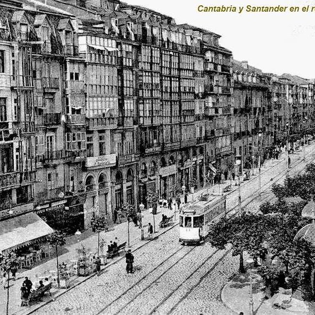 Foto antigua del Paseo Pereda (25).jpg