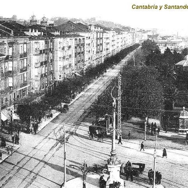 Foto antigua del Paseo Pereda (29).jpg