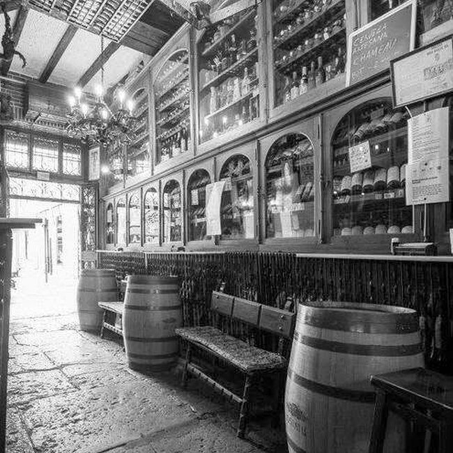 Foto antigua de establecimientos de Cantabria (53).jpg