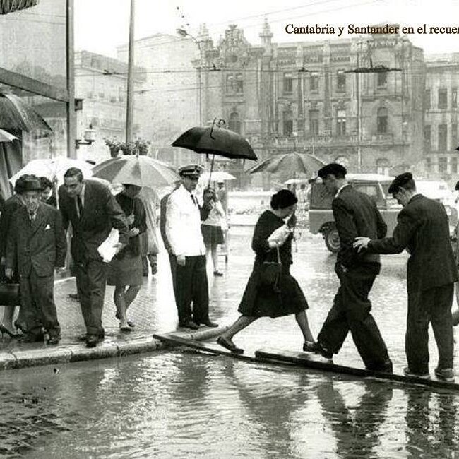 Foto antigua de establecimientos de Cantabria (57).jpg