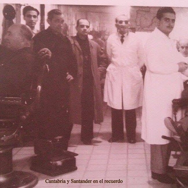 Foto antigua de establecimientos de Cantabria (61).jpg
