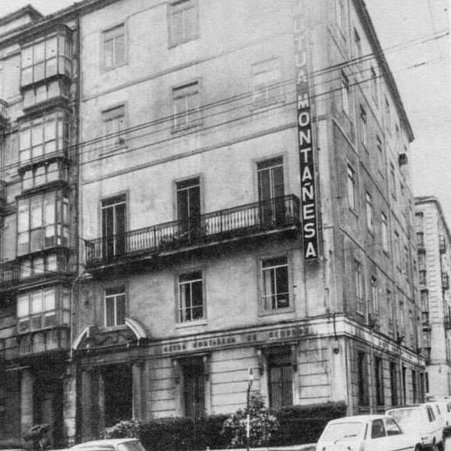 Foto antigua de establecimientos de Cantabria (72).jpg