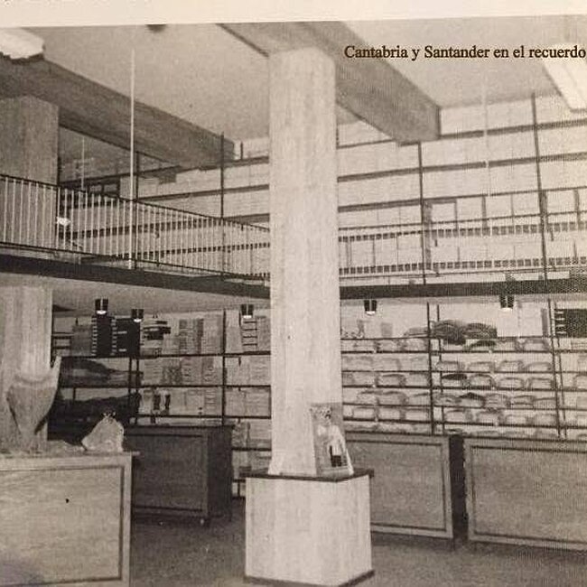 Foto antigua de establecimientos de Cantabria (81).jpg