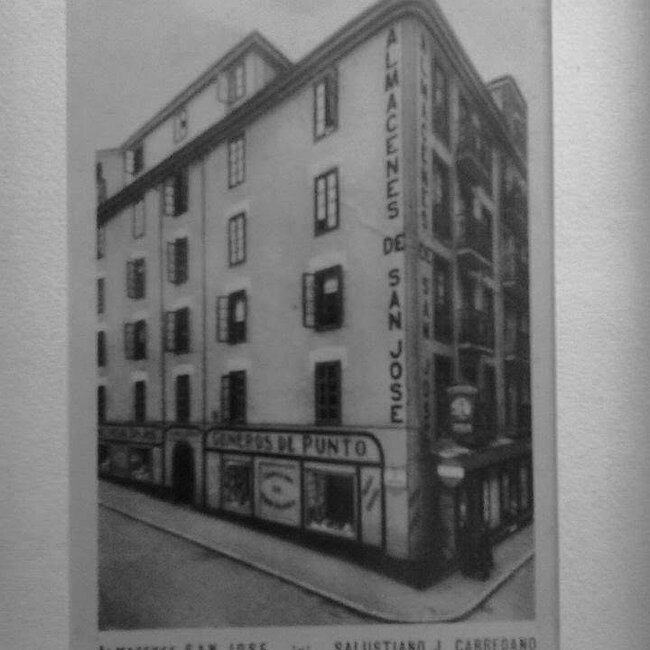 Foto antigua de establecimientos de Cantabria (97).jpg