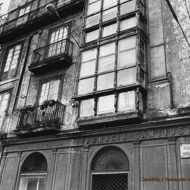 Foto antigua de establecimientos de Cantabria (104).jpg