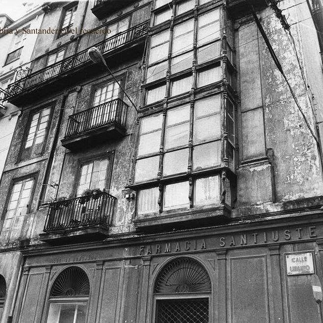 Foto antigua de establecimientos de Cantabria (152).jpg