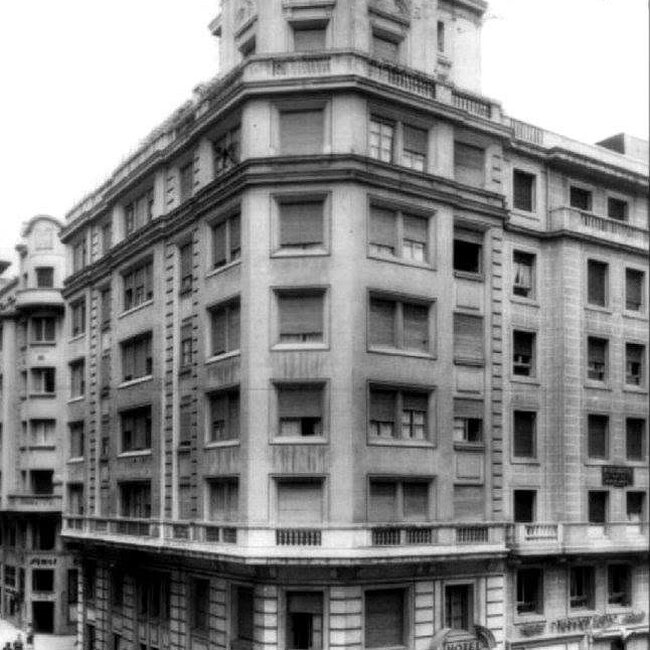 Foto antigua de establecimientos de Cantabria (187).jpg