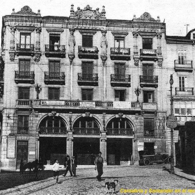 Foto antigua de la calle Calle del Martillo-Marcelino Sanz de Sautuola