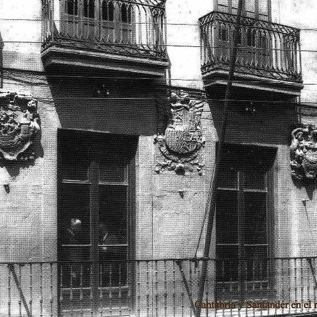 Foto antigua de la Plaza Vieja (9).jpg