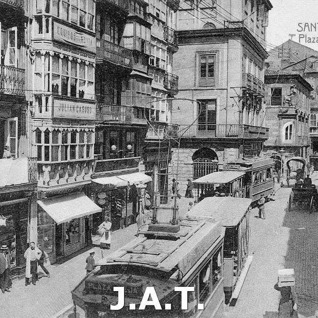 Foto antigua de la Plaza Vieja (25).jpg