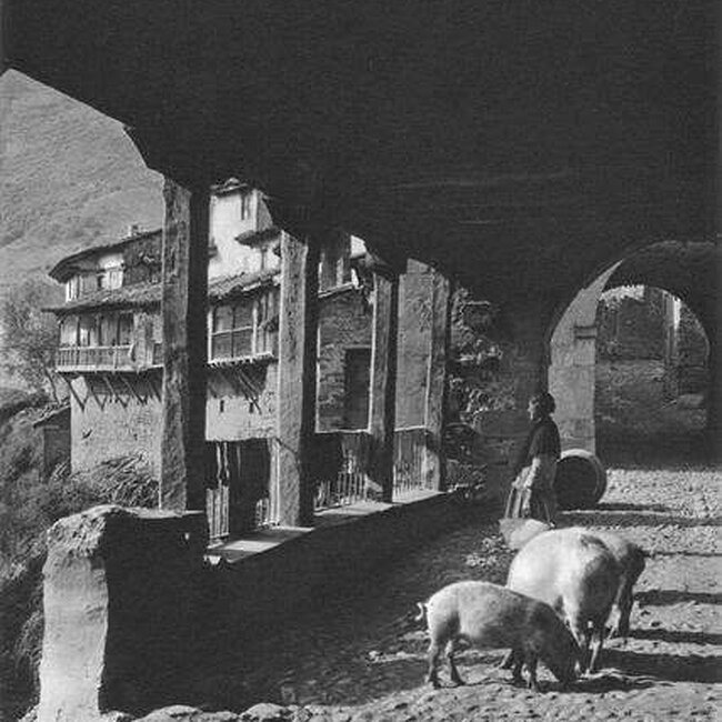 Foto antigua de Potes (1).jpg