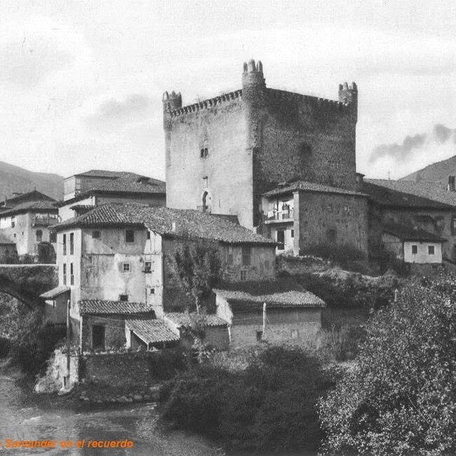 Foto antigua de Potes (10).jpg