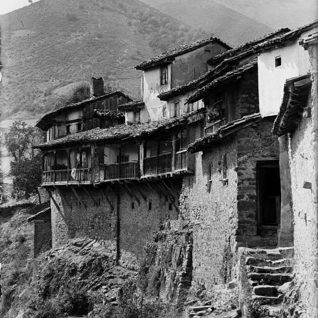 Foto antigua de Potes (19).jpg