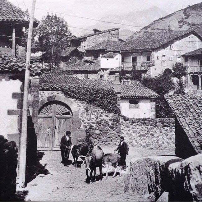Foto antigua de Potes (26).jpg