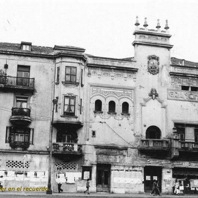 Foto antigua de teatros y cines de Cantabria (6).jpg