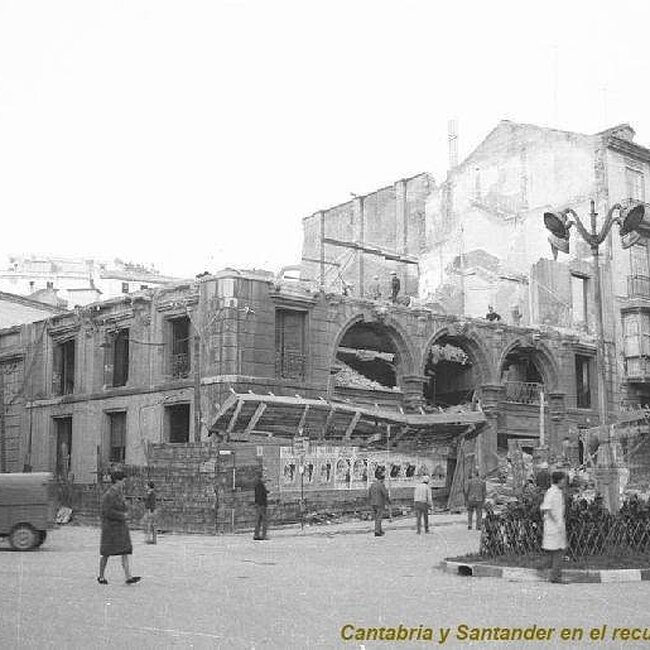 Foto antigua de teatros y cines de Cantabria (7).jpg