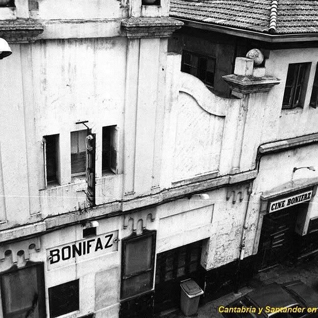 Foto antigua de teatros y cines de Cantabria (8).jpg