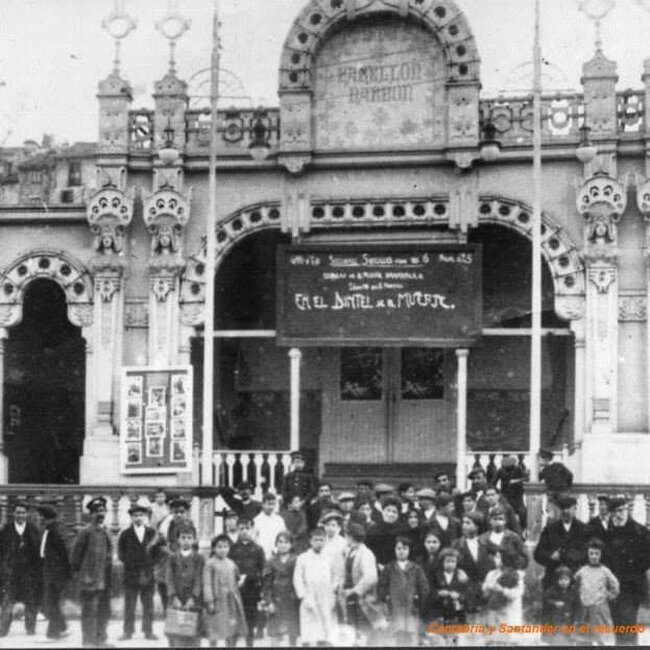 Foto antigua de teatros y cines de Cantabria (18).jpg