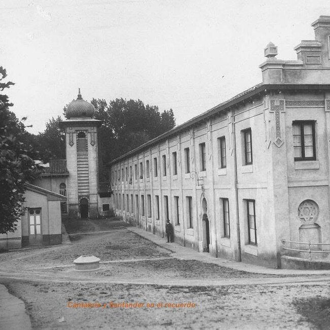 Foto antigua del Balnerario y Aguas de Solares (5).jpg