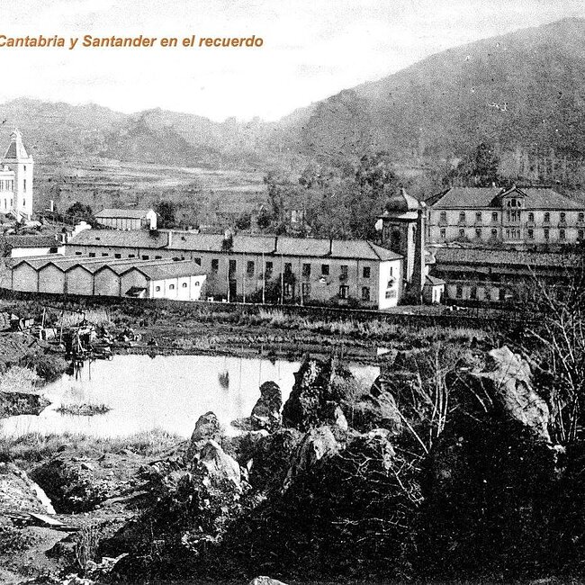 Foto antigua del Balnerario y Aguas de Solares (7).jpg